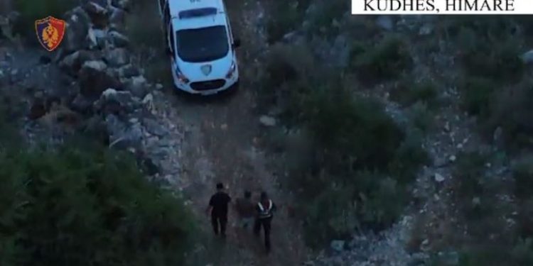 I vunë zjarrin kullotave në Himarë, 2 të arrestuar (EMRAT)