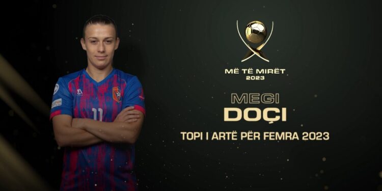 Megi Doçi, “Topi i Artë” për vajza 2023 / Ish-kapiteni i Kombëtares, Altin Lala i dorëzon trofeun e veçantë