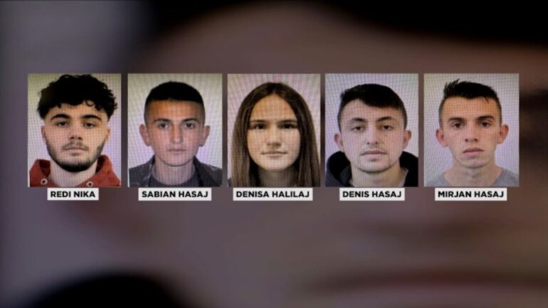 Trafik armësh nga Shkodra drejt Tiranës  burg për ish efektiven dhe 4 të rinjtë