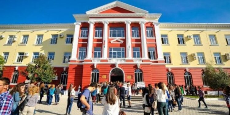 Nis sot aplikimi online për studimet në universitet, ja si funksionon