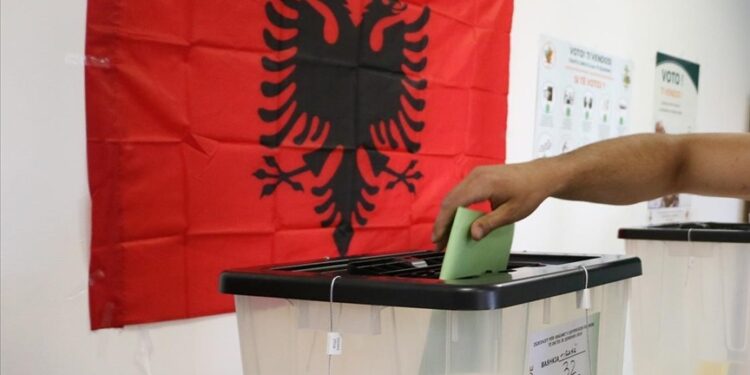 Kryebashkiaku i ri ne Himare, policia: Angazhohen 52 efektive ne 36 qendrat e votimit