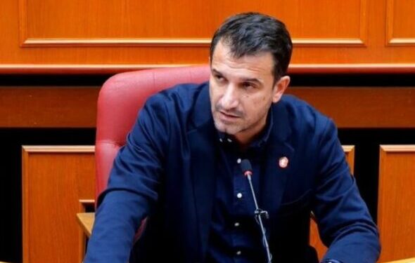 Veliaj zëvendëson 12 drejtues të Bashkisë së Tiranës, ndryshime edhe në UKT dhe Policinë Bashkiake