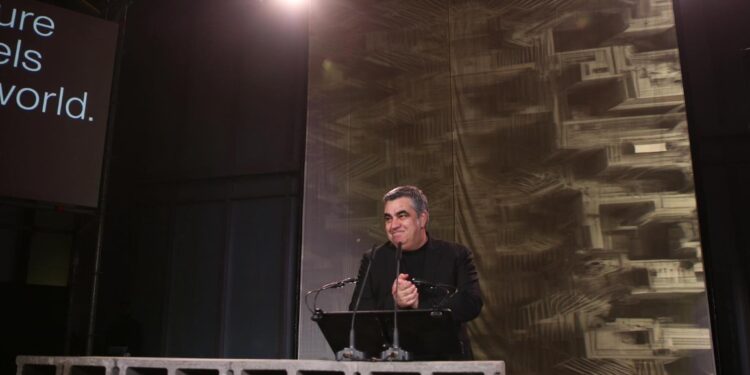 “MEKI hap dyert e një hapësire për krijimtarinë dhe skenën e pavarur artistike”- Ministri Gonxhja: Në vitin 2025, buxheti për mbështetjen e artit dhe kulturës është rritur me 45%