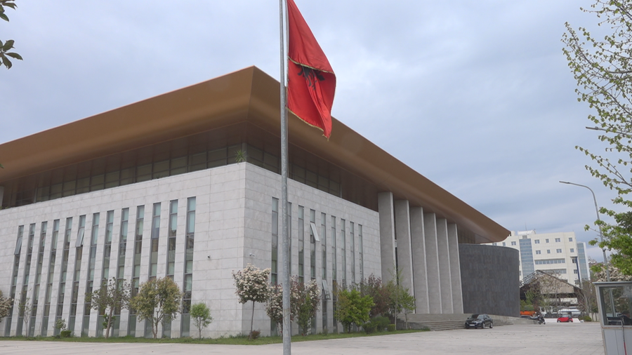 Raporti vjetor i KLP   gropa  në sistem  nga 341 prokurorë vetëm 220 në detyrë