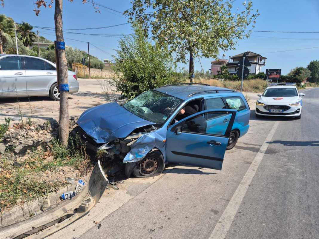 Përplasen 2 automjete në rrugën Sarandë Delvinë  4 të plagosur
