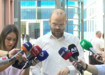 Zgjedhjet e 11 Majit, Aulon Kalaja padi në SPAK: Të sekuestrohen kutitë! Numëruesit bashkëpunuan me kandidatët dhe u kaluan votat! Janë grup i strukturuar kriminal